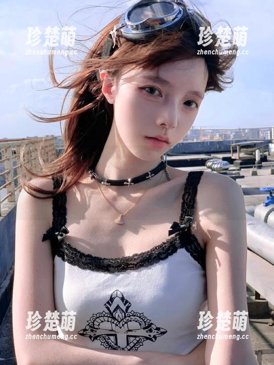 Aery Tiefling独特的摄影艺术：深入解析祢豆子写真原图，遇见你从未见过的美丽.txt
